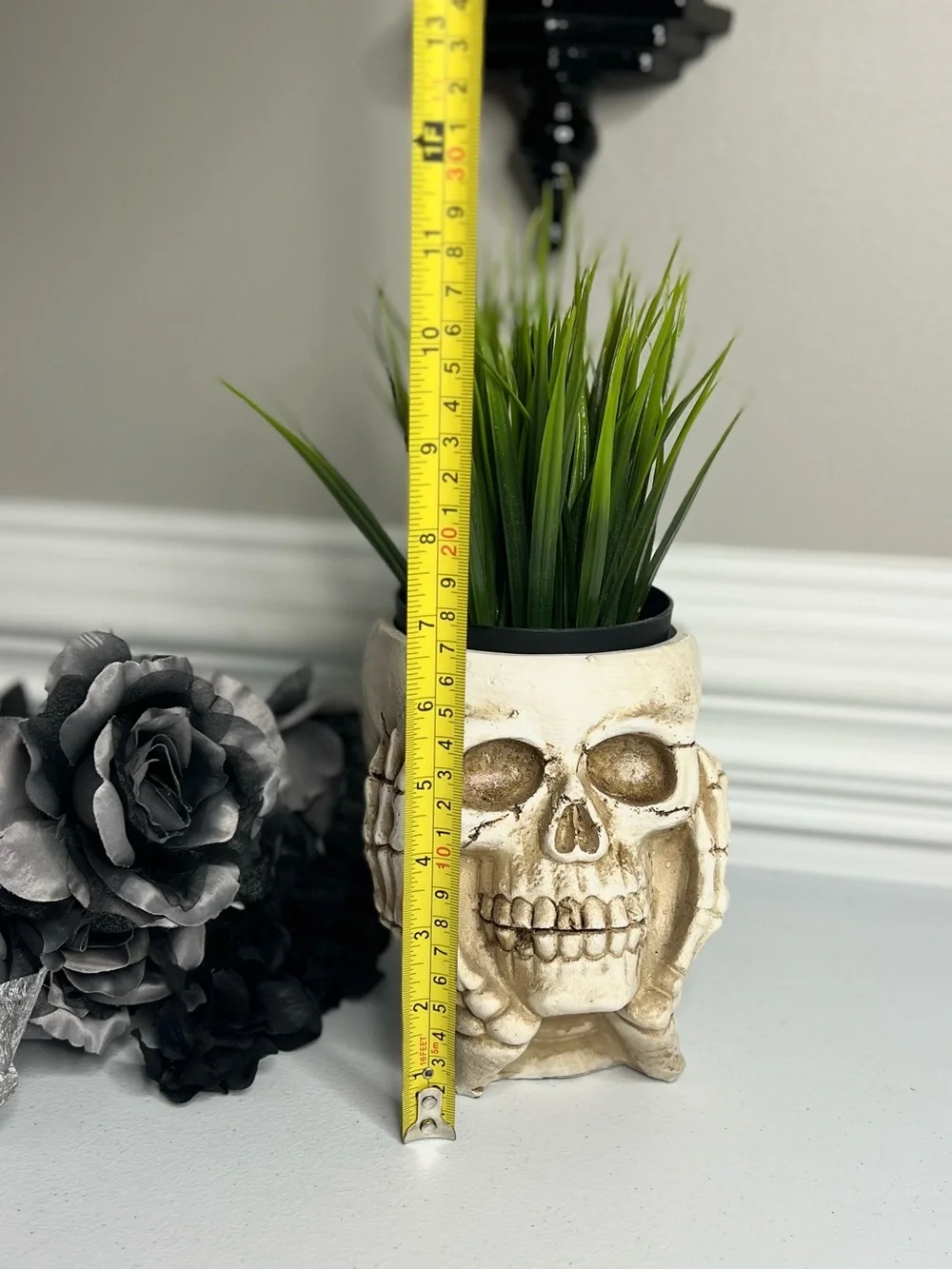 Gothic Resin Skull Flower Pot Planter